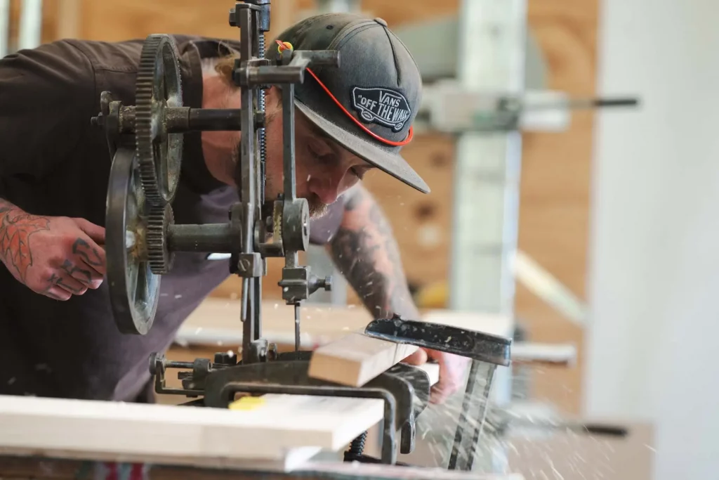 Bild-Unten-Innenausbau-Harz-Design-Holz