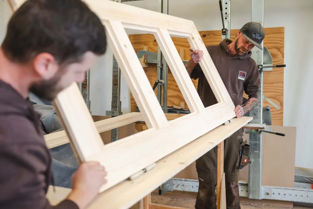 Türen-Treppen-Tischler-Harz
