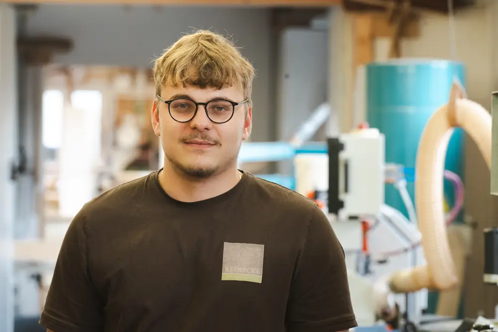 Reinecke Holzbearbeitung Mitarbeiter Laurin Rockmann